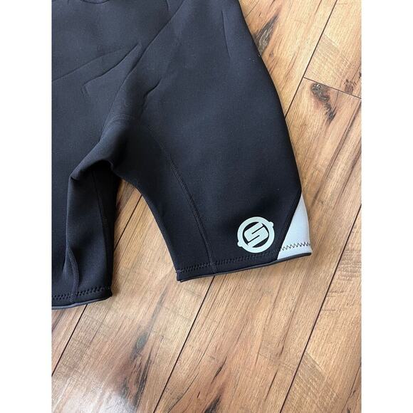 NWT Seadoo mens small wetsuit shorties - Picture 2 of 7